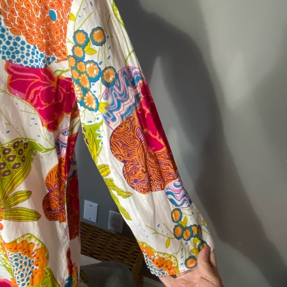 KikiSol M Ladies Tunic Beach Cover-up
Long sleeve
Floral
Cotton
Made in India - Picture 3 of 7